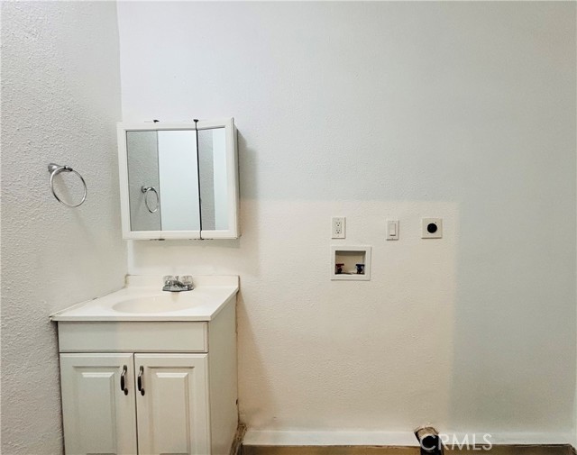 Detail Gallery Image 3 of 7 For 7760 Aspen Ave a,  Fontana,  CA 92336 - 2 Beds | 1/1 Baths