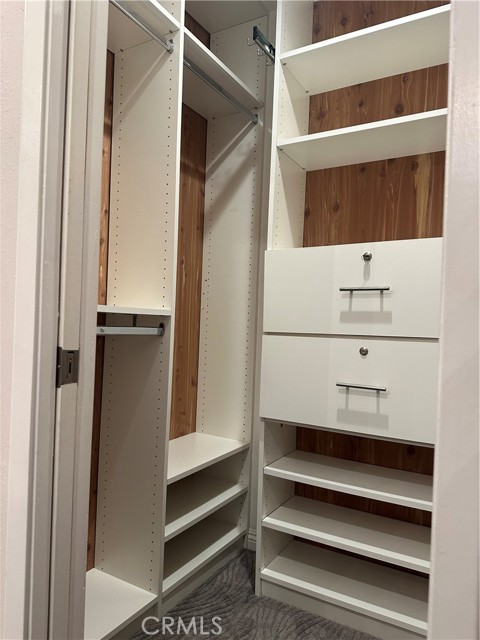 10960 ASHTON WAY, Los Angeles CA: https://media.crmls.org/medias/501e2025-6825-498c-bafd-4f066098b2ce.jpg