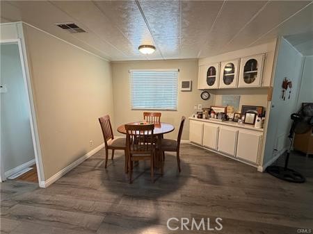 https://media.crmls.org/medias/501f1e4a-2aa8-401a-8861-4e460e8ee4d6.jpg?preset=X-Large