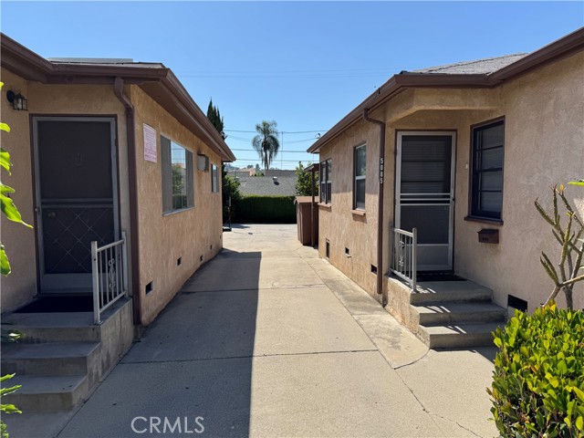 5081 Glen Iris Avenue, Los Angeles CA: https://media.crmls.org/medias/50203a77-036e-449e-93f9-9dc07baa44f6.jpg