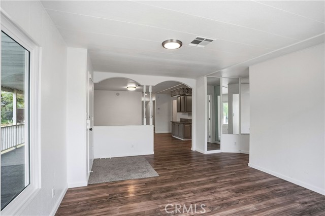 Detail Gallery Image 3 of 29 For 25778 Creag Ave, Homeland,  CA 92548 - 3 Beds | 2 Baths