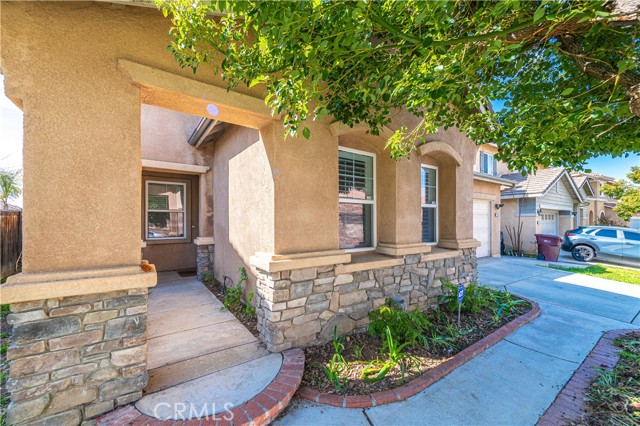 Detail Gallery Image 3 of 39 For 22195 Empress St, Moreno Valley,  CA 92553 - 4 Beds | 3/1 Baths