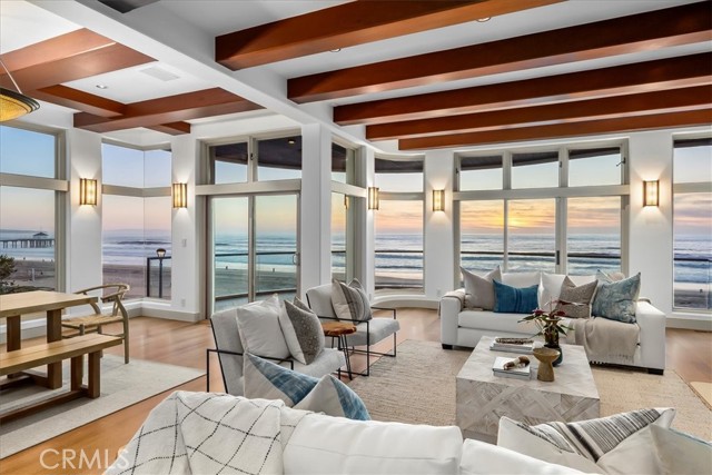 Detail Gallery Image 1 of 38 For 1800 the Strand, Manhattan Beach,  CA 90266 - 5 Beds | 5/1 Baths