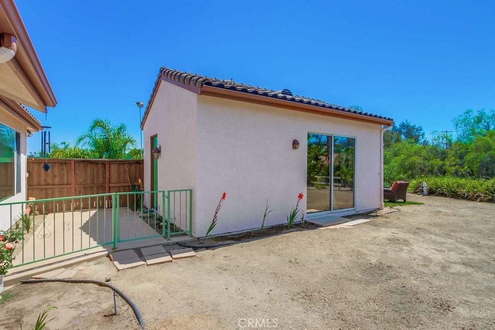 MLS #OC25182167 img 41