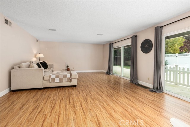 Detail Gallery Image 49 of 56 For 1011 Wyoming Dr, Merced,  CA 95340 - 5 Beds | 3 Baths