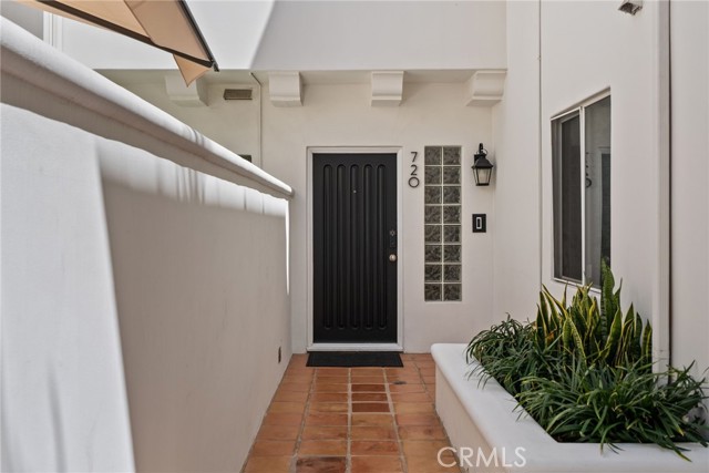 720 Manhattan Beach, Manhattan Beach, California 90266, 2 Bedrooms Bedrooms, ,2 BathroomsBathrooms,Residential,For Sale,Manhattan Beach,SB26077067