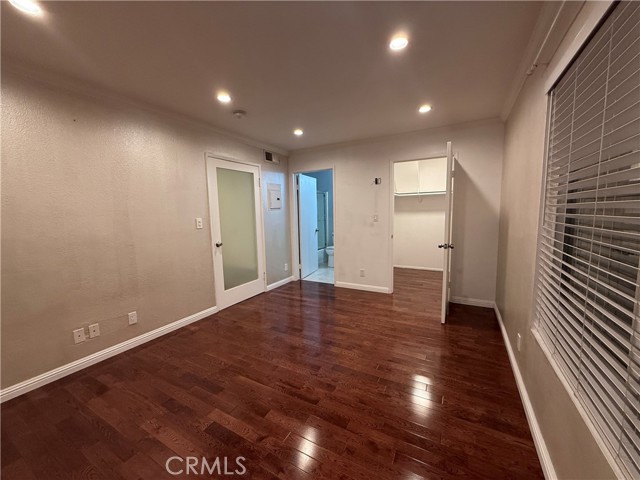 Detail Gallery Image 32 of 38 For 6912 Remmet Ave #5,  Canoga Park,  CA 91303 - 2 Beds | 2/1 Baths