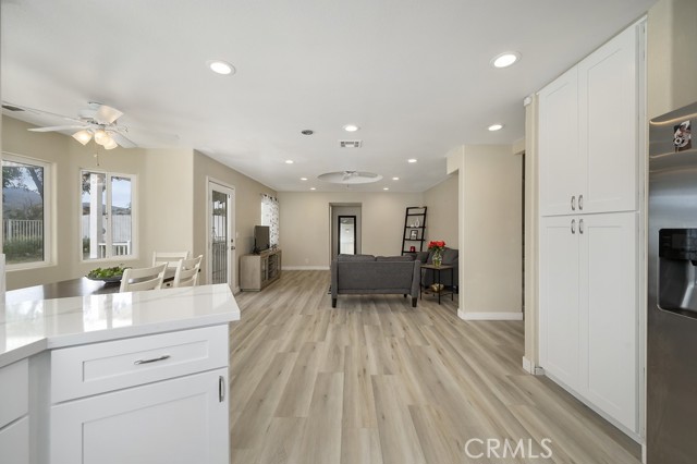 Detail Gallery Image 23 of 29 For 16495 Stevens Ave, Lake Elsinore,  CA 92530 - 3 Beds | 2/1 Baths