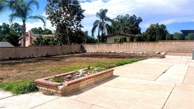 1226 Azalea Court, Upland CA: https://media.crmls.org/medias/5024416b-ecc3-4c8b-bfef-d715e2f855ae.jpg