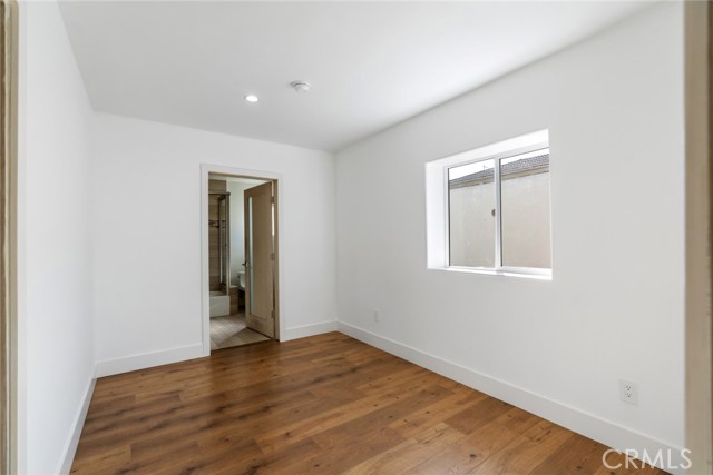 Detail Gallery Image 24 of 54 For 6015 Laurelgrove, North Hollywood,  CA 91606 - 5 Beds | 5 Baths