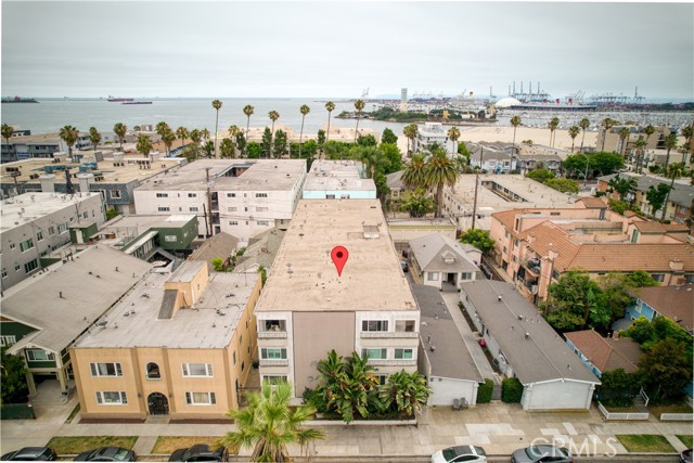 1130 E 1st Street, Long Beach CA: https://media.crmls.org/medias/5025a0fe-d7d2-4207-9299-a8d7e93c6814.jpg