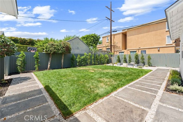 3170 Corinth Avenue, Los Angeles CA: https://media.crmls.org/medias/5025b01c-4018-4248-9bc6-1bcc64559c82.jpg