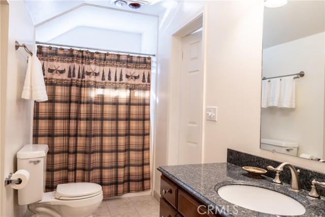 Detail Gallery Image 42 of 75 For 7501 Yosemite Park, Yosemite,  CA 95389 - 5 Beds | 3/1 Baths