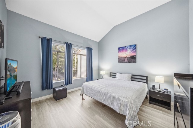 3190 Altura Court, Corona CA: https://media.crmls.org/medias/5026cbb4-d823-4fbc-bdaa-f2bd1d7c7d86.jpg