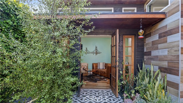 Detail Gallery Image 29 of 38 For 5323 Arlington Ave, Los Angeles,  CA 90043 - 3 Beds | 3 Baths