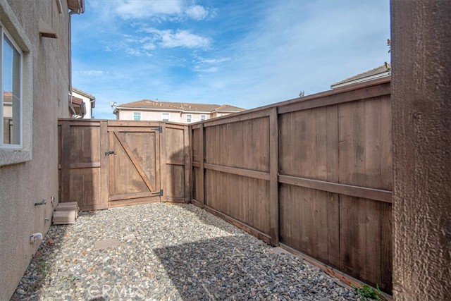 Detail Gallery Image 19 of 32 For 2028 Green Ridge Cir, Lompoc,  CA 93436 - 3 Beds | 2/1 Baths