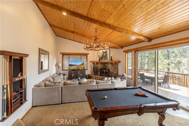 42690 Edgehill Place, Big Bear Lake CA: https://media.crmls.org/medias/50280e57-b4b3-45b3-ac2d-1d1d97fe1d8e.jpg