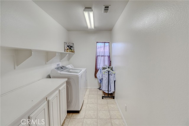 26219 Charismatic Court, Moreno Valley CA: https://media.crmls.org/medias/50285c21-6b6c-4095-ae52-40250fb7f9cf.jpg