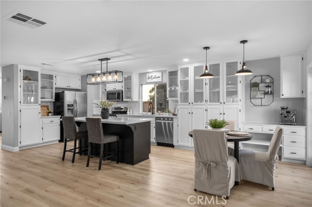 Detail Gallery Image 5 of 40 For 742 Alder St, Beaumont,  CA 92223 - 4 Beds | 3 Baths