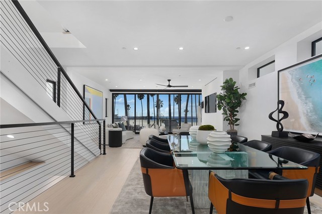 3011 Ocean Front Walk, Venice CA: https://media.crmls.org/medias/5028c0da-9157-471d-91e0-baccb7810cbd.jpg