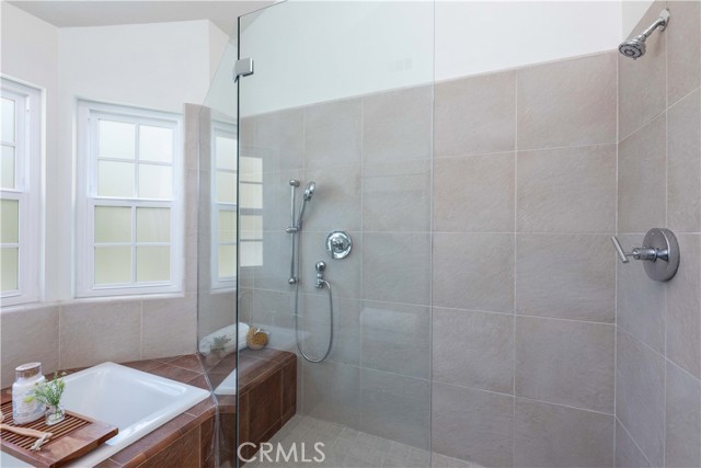 481 Kakkis Drive, Long Beach CA: https://media.crmls.org/medias/5028d2a7-3eb2-47eb-b81a-5ed46c7d06a2.jpg