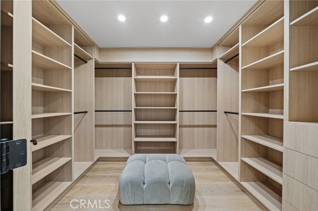 5157 Woodley Avenue, Encino CA: https://media.crmls.org/medias/5028eb66-6a50-4d56-9ad6-6d065699bb1e.jpg