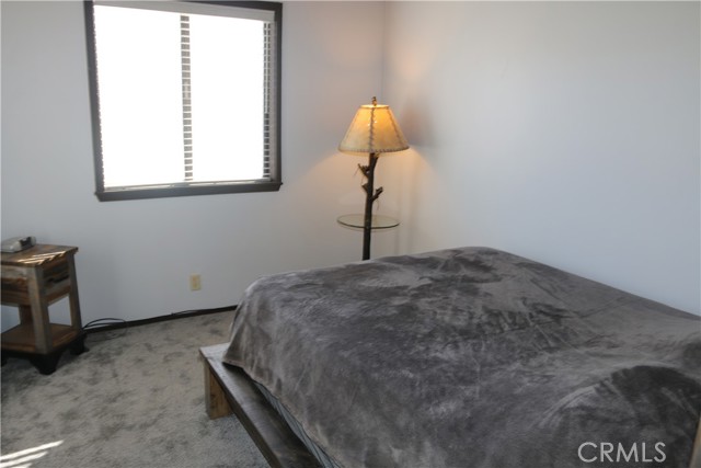 Detail Gallery Image 10 of 23 For 42537 Moonridge Rd, Big Bear Lake,  CA 92315 - 2 Beds | 1/1 Baths