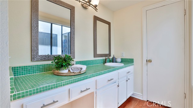 2607 Nelson Ave, Redondo Beach, California 90278, 2 Bedrooms Bedrooms, ,1 BathroomBathrooms,Residential,Sold,Nelson Ave,OC22046640