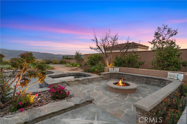 Detail Gallery Image 10 of 47 For 5330 Crescent Dr, Yorba Linda,  CA 92887 - 5 Beds | 2/1 Baths