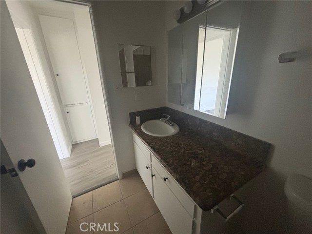 144 W Hillsdale Street, Inglewood CA: https://media.crmls.org/medias/50296a5b-7126-4642-8085-bd90a811297e.jpg