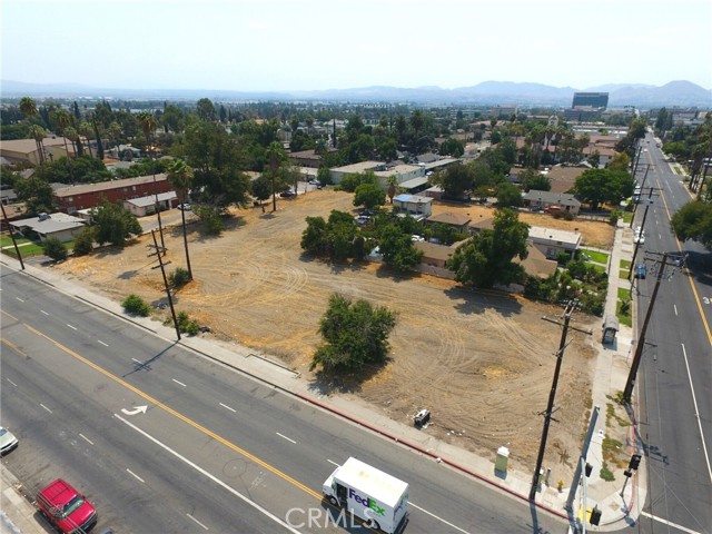 0 N Arrowhead Avenue, San Bernardino CA: https://media.crmls.org/medias/5029fe64-c1e9-46af-a280-12b387888898.jpg
