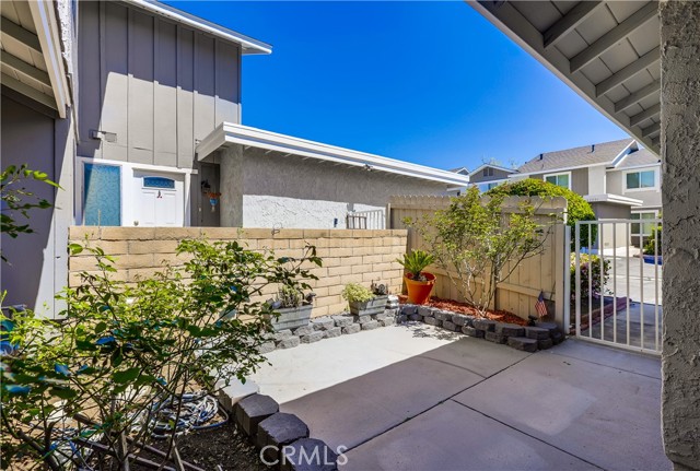 Detail Gallery Image 8 of 39 For 22887 Leo Ln #53,  Lake Forest,  CA 92630 - 2 Beds | 1/1 Baths