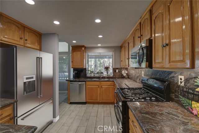 Detail Gallery Image 14 of 38 For 39520 Countryside, Murrieta,  CA 92562 - 4 Beds | 2 Baths