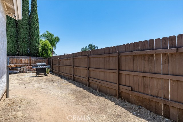 Detail Gallery Image 21 of 36 For 13848 Golden Eagle Ct, Moreno Valley,  CA 92553 - 3 Beds | 3 Baths
