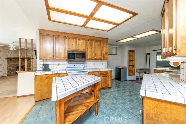 Detail Gallery Image 12 of 60 For 472 Kelly Ridge Rd, Oroville,  CA 95966 - 3 Beds | 2 Baths