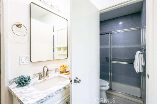 409 Burchett Street, Glendale CA: https://media.crmls.org/medias/502d3306-e4f9-4746-af31-6c711b27415f.jpg