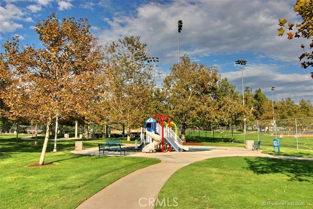 26812 Via Llano, Mission Viejo CA: https://media.crmls.org/medias/502d4194-a981-47d6-ba97-8fcebfed49cd.jpg
