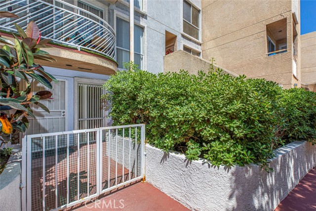 116 West Maple Street, 9 photo 6