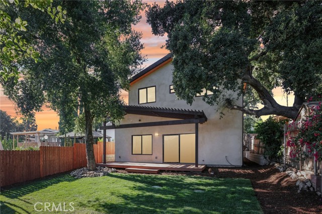 6950 Beckett Street, Tujunga CA: https://media.crmls.org/medias/502d586d-8122-4341-ac2a-66b4068169b2.jpg