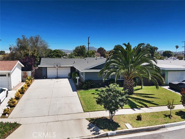 Detail Gallery Image 1 of 34 For 1127 Placid Dr, Corona,  CA 92878 - 4 Beds | 2 Baths