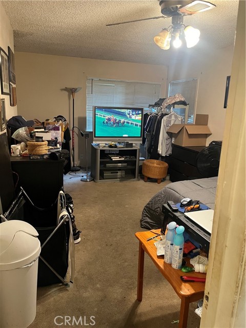 1308 E Sunview Drive, Orange CA: https://media.crmls.org/medias/502dcbe7-7153-4213-8817-404cdab88dbe.jpg