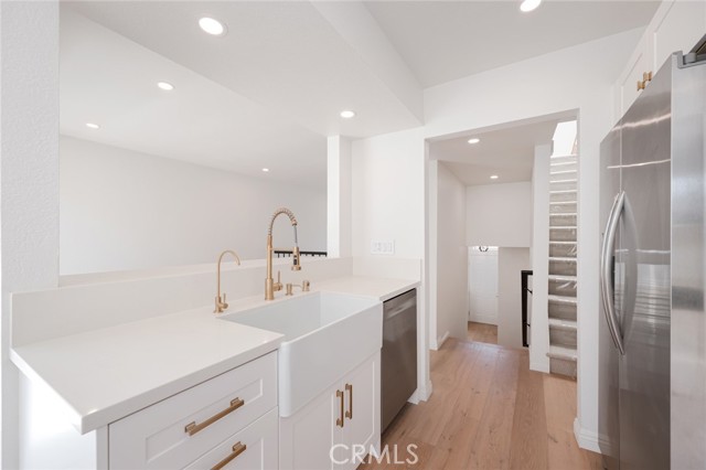 2 Bed Home for Sale in Sherman Oaks, California