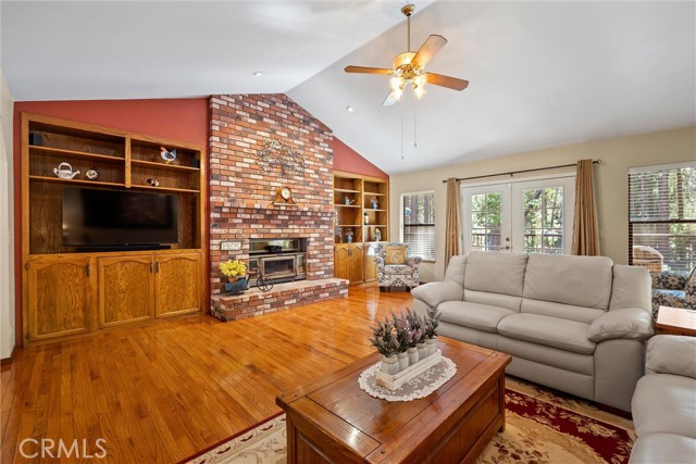 Image 3 of 43 For 6150 Firethorn Circle