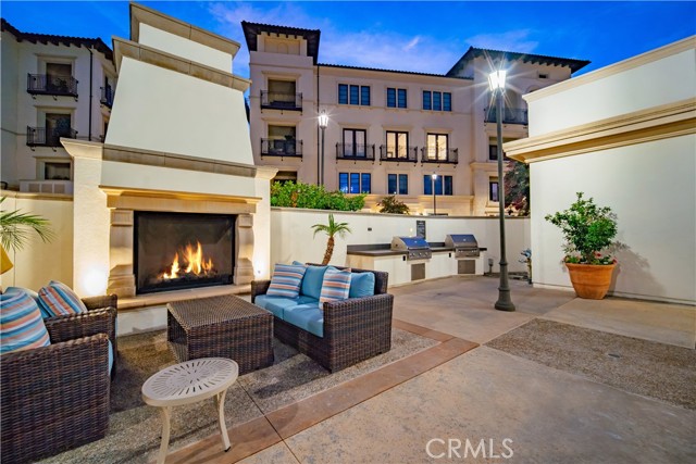 Detail Gallery Image 22 of 35 For 23500 Park Sorrento #D21,  Calabasas,  CA 91302 - 2 Beds | 3 Baths