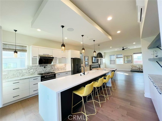 Detail Gallery Image 10 of 28 For 753 Site Dr, Brea,  CA 92821 - 3 Beds | 3/1 Baths