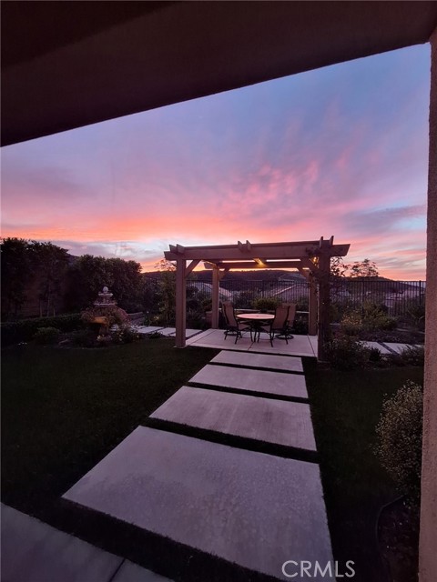 Detail Gallery Image 31 of 47 For 239 White Bark, Simi Valley,  CA 93065 - 4 Beds | 3 Baths