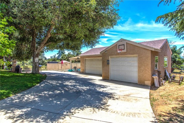 Image 49 of 74 For 10132 Taylor Drive