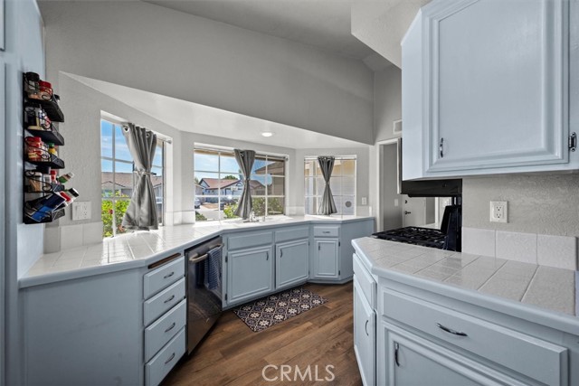 Detail Gallery Image 4 of 52 For 29639 Avenida De Sereno, Menifee,  CA 92586 - 2 Beds | 2 Baths