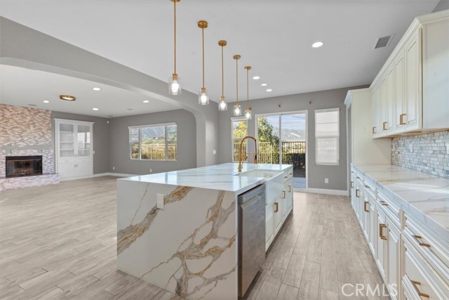 Detail Gallery Image 20 of 54 For 4332 Cantada, Corona,  CA 92883 - 4 Beds | 4/1 Baths