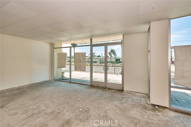 1598 Long Beach Boulevard, Long Beach, California 90813, ,Commercial Lease,For Rent,1598 Long Beach Boulevard,CRPW24164916